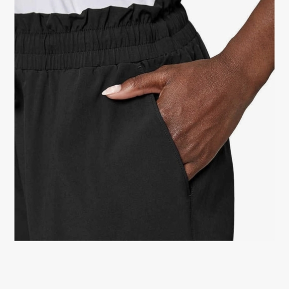 Mondetta Women's Shorts - Picture 4 of 7